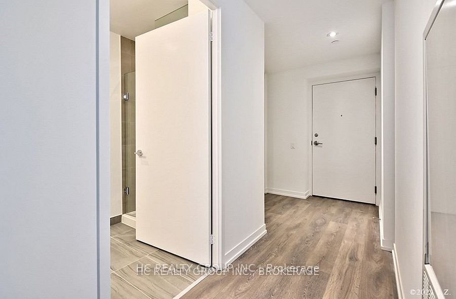 Unit 2807 - 950 Portage Parkway, Vaughan 3