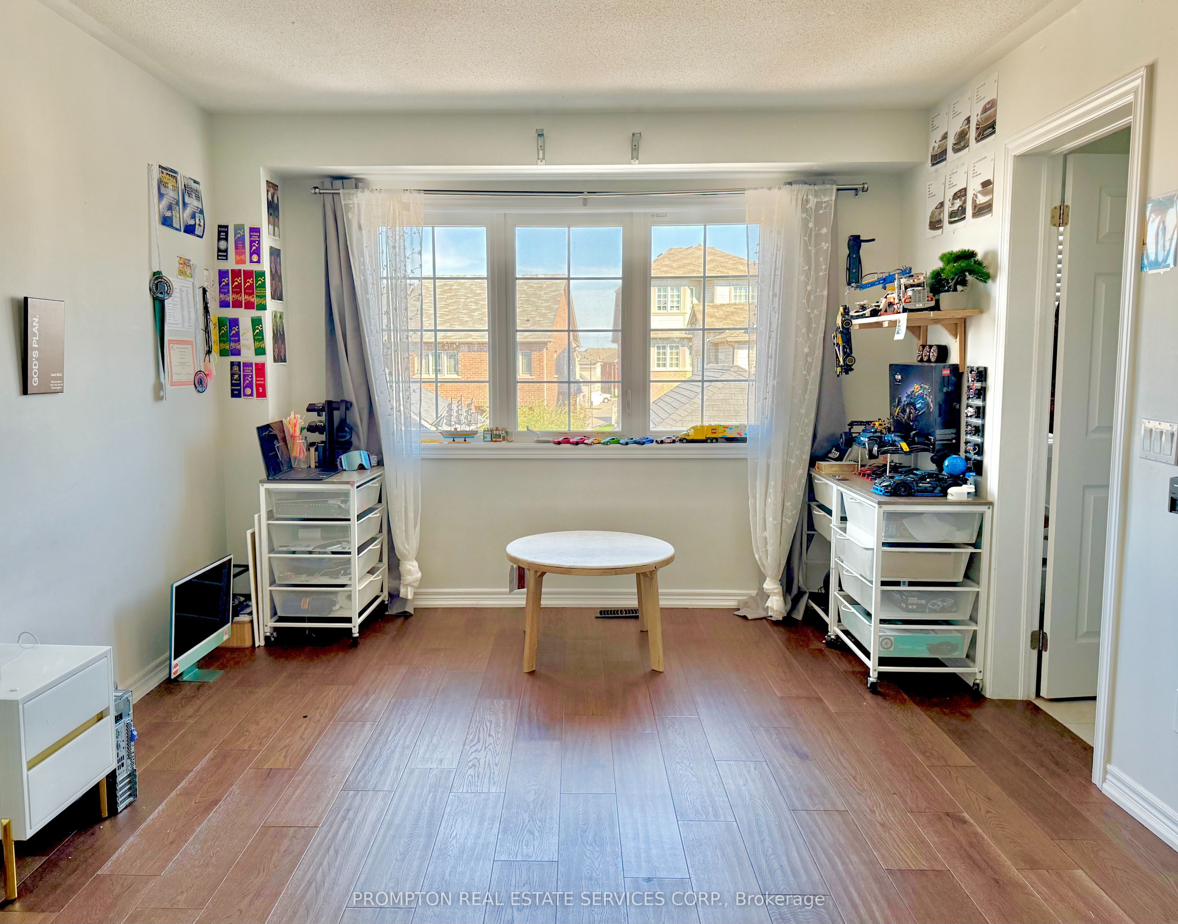 Unit Master Bedroom - 33 Berryman Lane, Markham 2