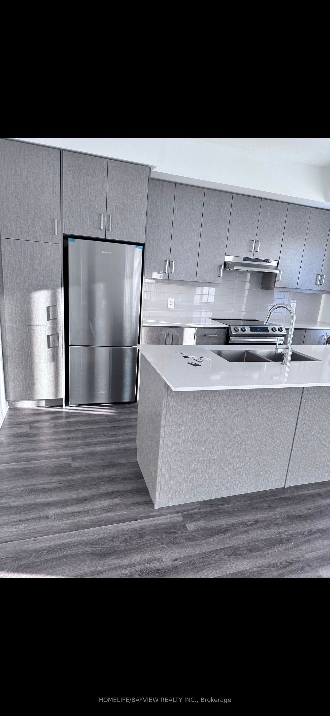 Unit 199 - 141 Honeycrisp Crescent, Vaughan 5