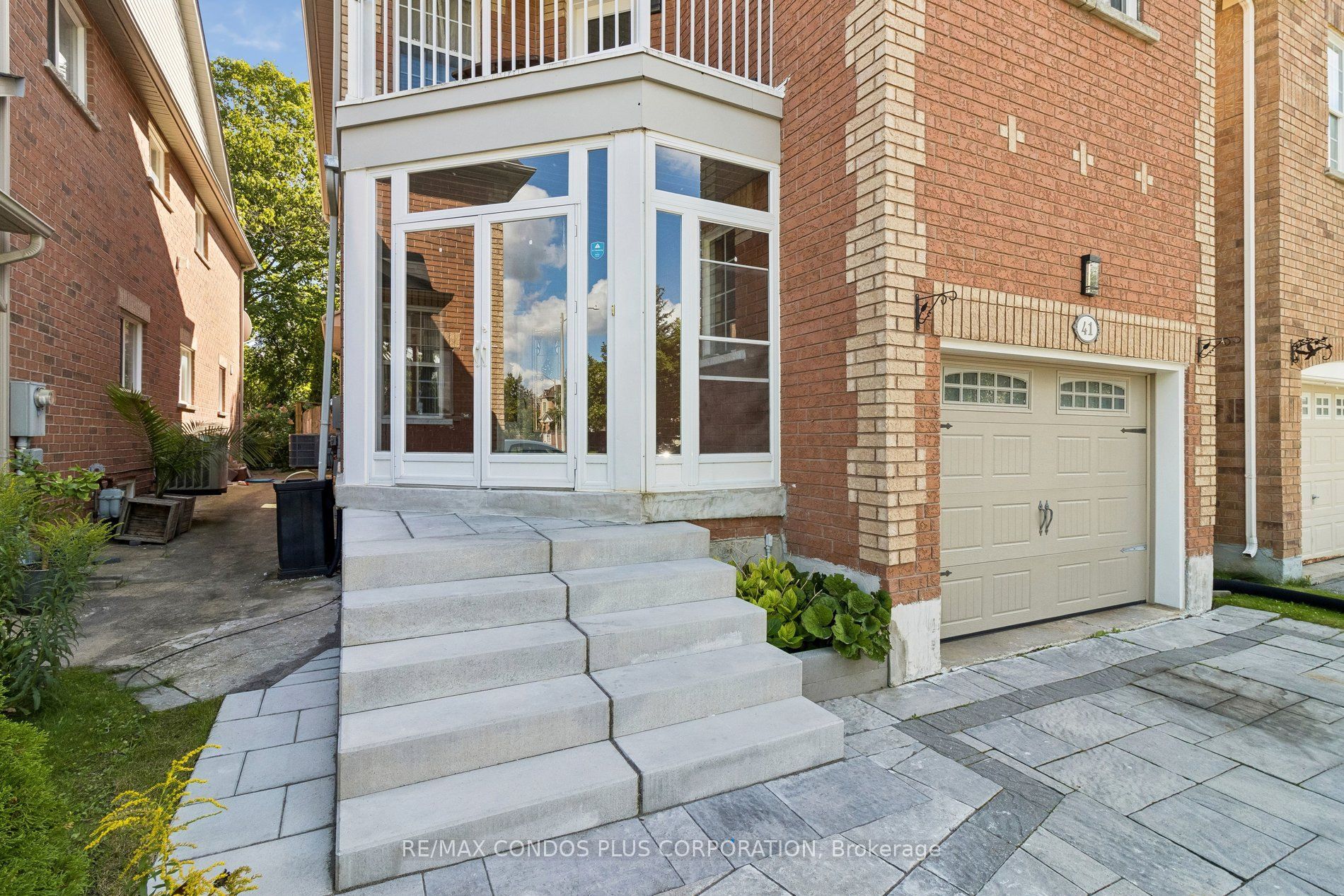 41 Maroon Drive, Richmond Hill 3