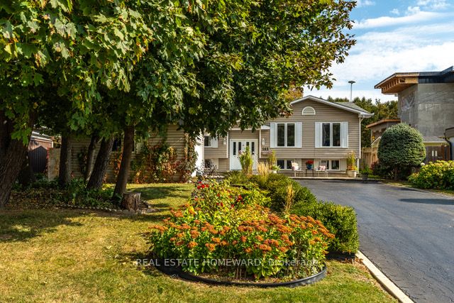 Unit Main - 145 Carlson Drive, Newmarket 2