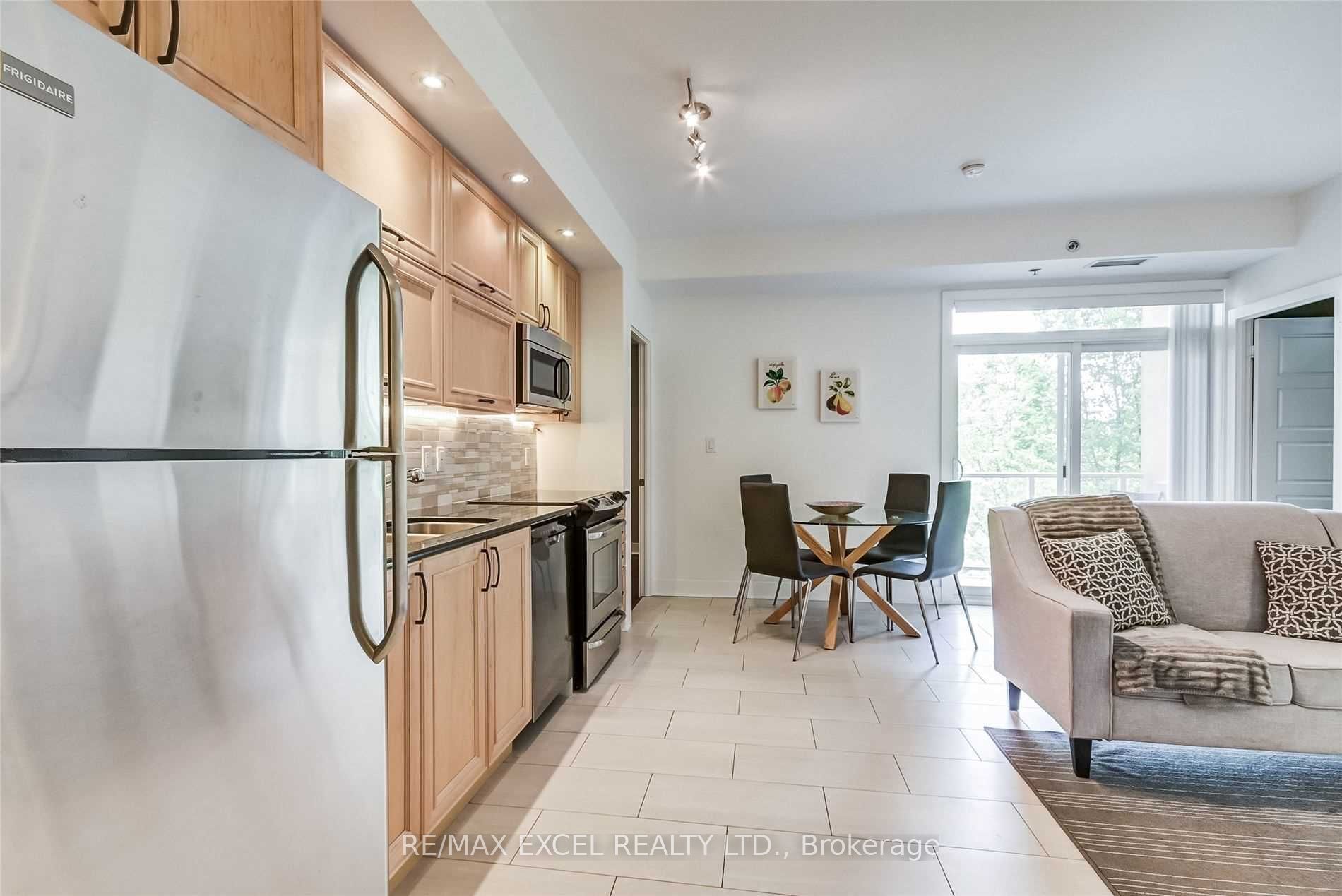 Unit 241 - 28 Prince Regent Street, Markham 4