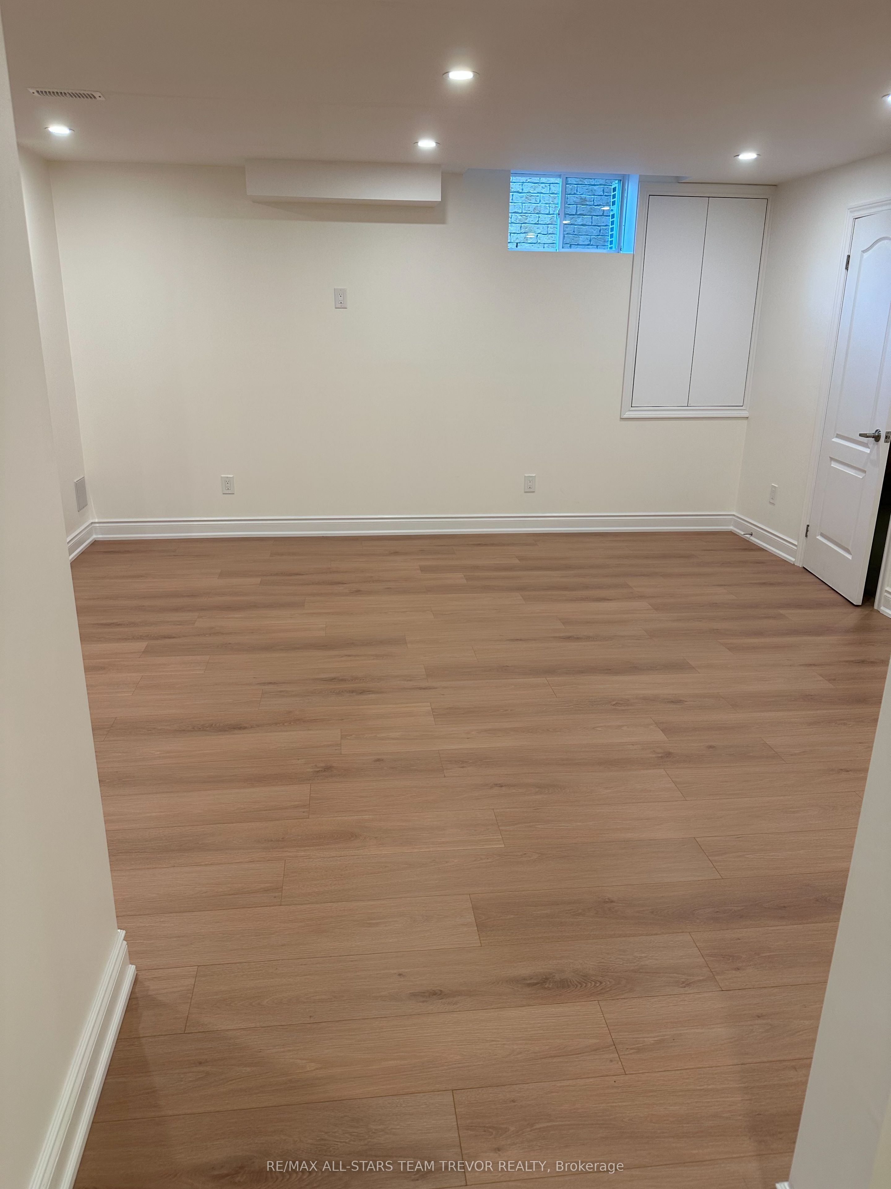 Unit Basement - 32 Valleo Street, Georgina 3