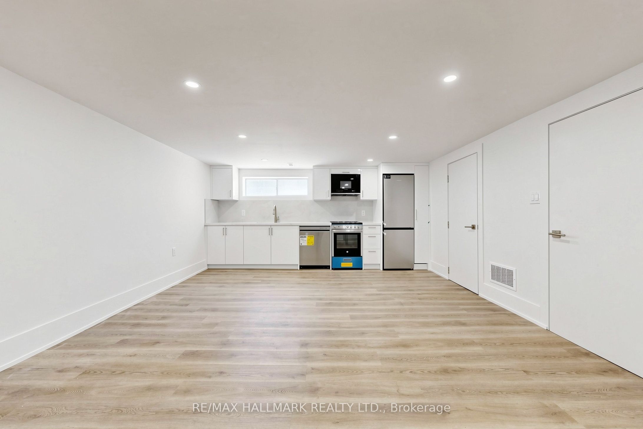 Unit Basement 2 - 11 Johnson Road, Aurora 4