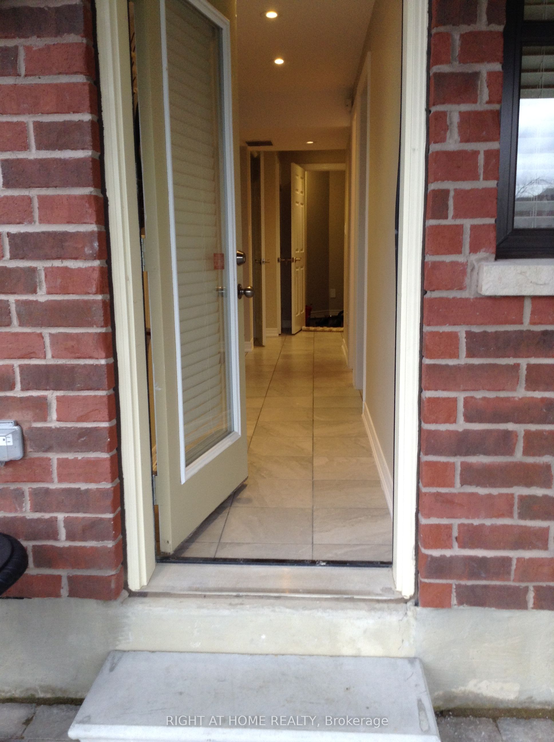 (Address not available), Whitchurch-Stouffville 2