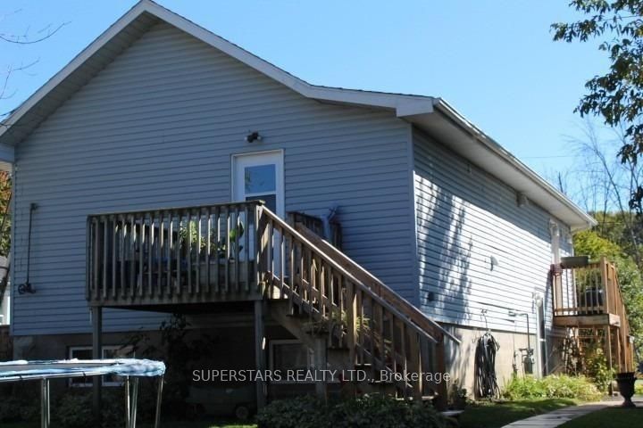 Unit Bsmt - 276 Parkwood Avenue, Georgina 2