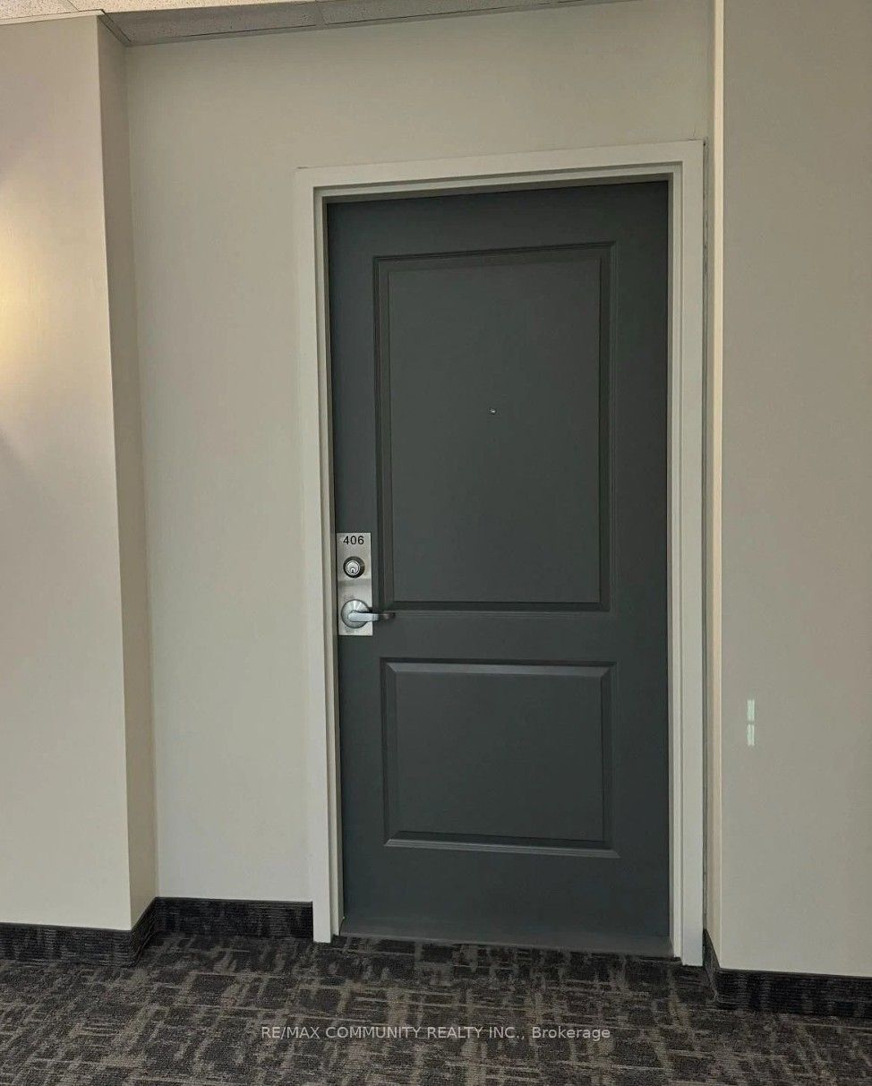 Unit 406 - 5917 Main Street, Whitchurch-Stouffville 2