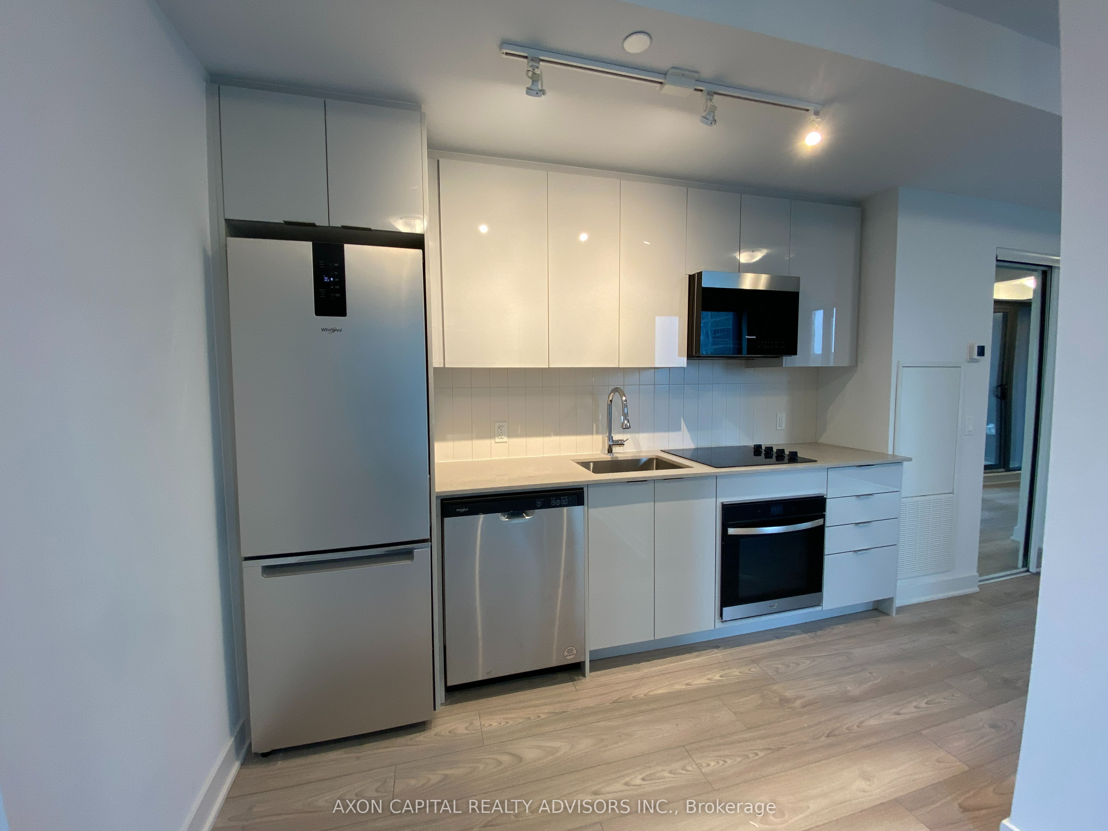 Unit 507 - 2920 Highway 7 Road, Vaughan 4