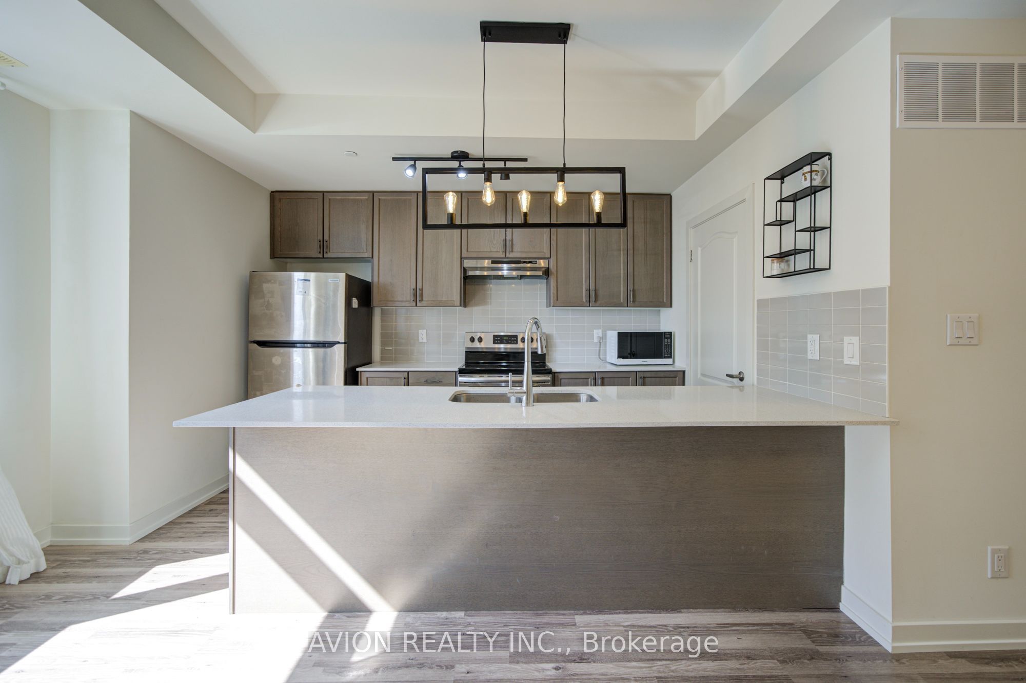 Unit 83 - 370 Red Maple Road, Richmond Hill 2