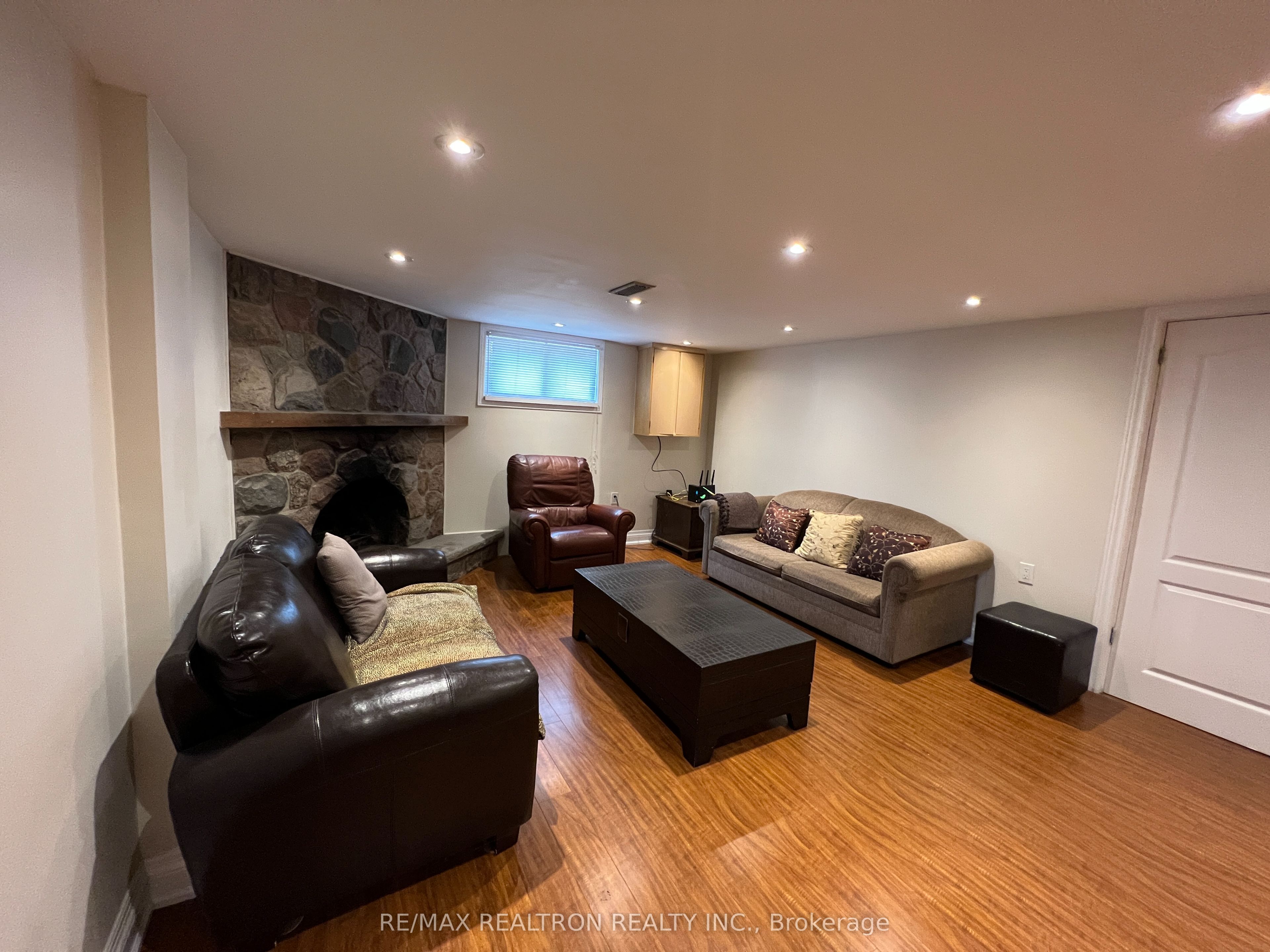 428 Paliser Crescent N, Richmond Hill 2
