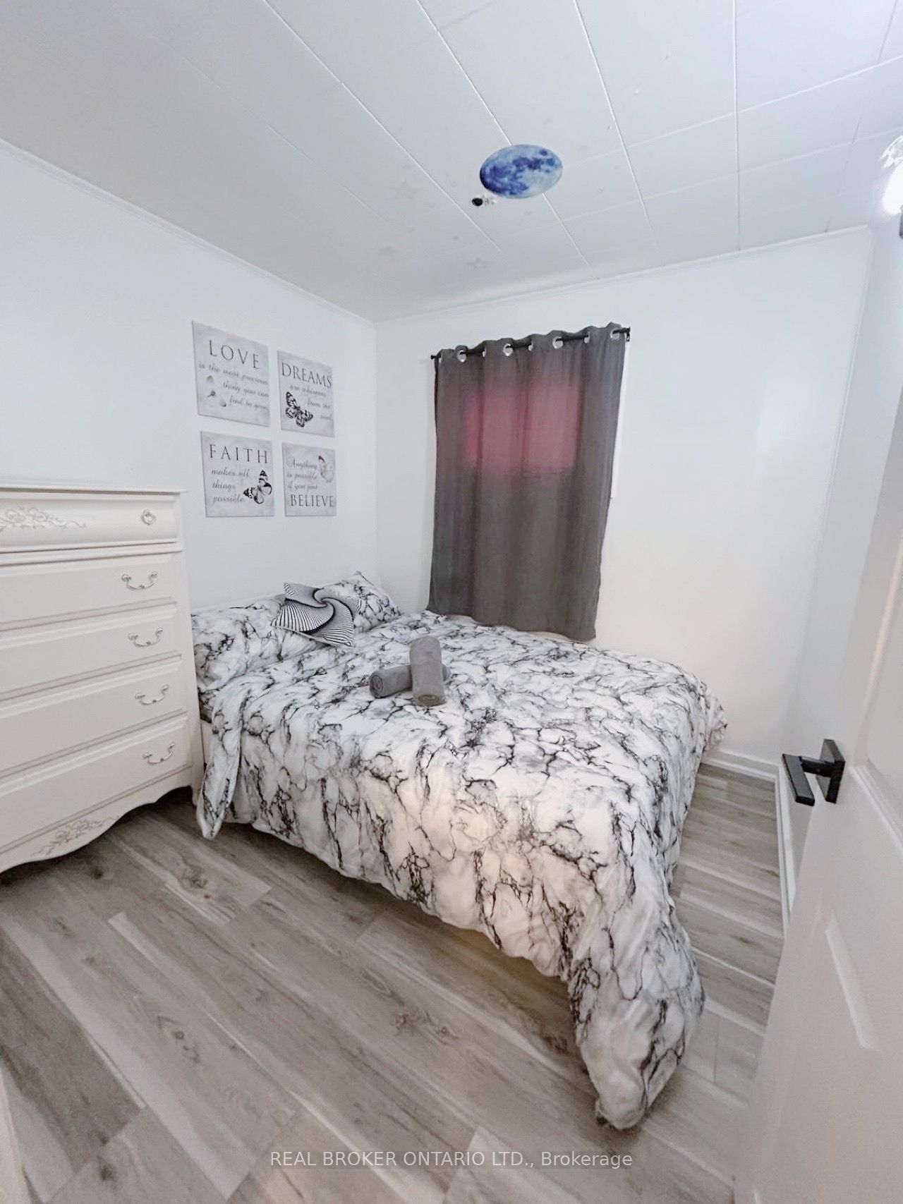 699 Innisfil Beach Road, Innisfil 5