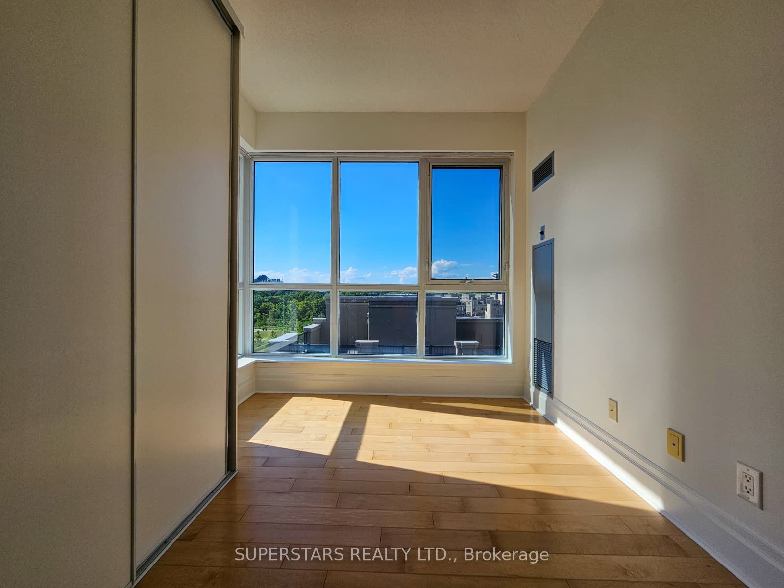Unit 509 - 1 Upper Duke Crescent, Markham 5