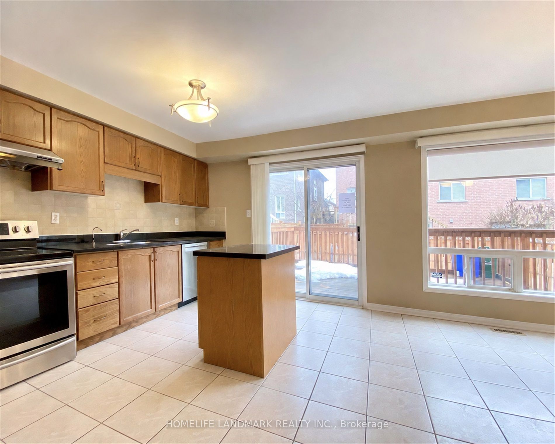28 Silver Linden Drive, Richmond Hill 5