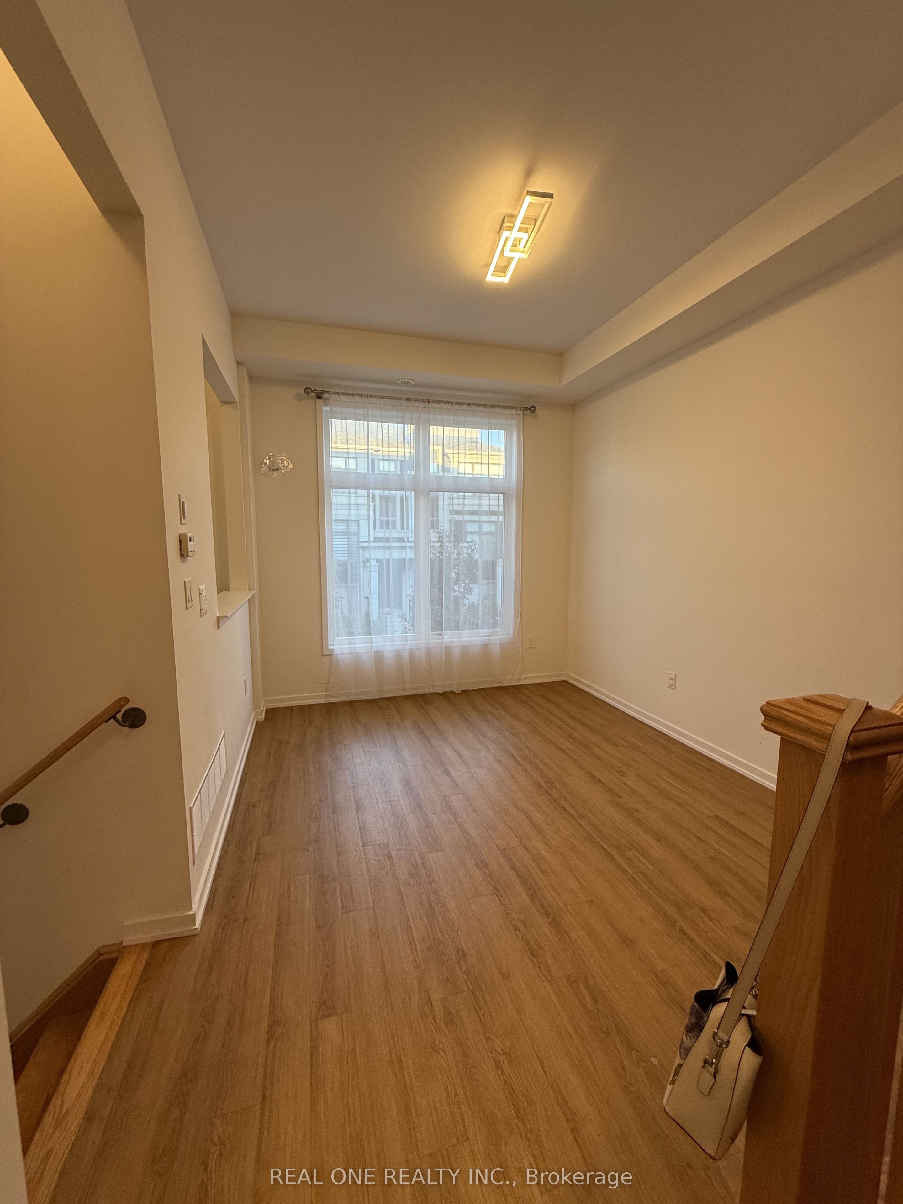 22 Andalusia Lane, Markham 2