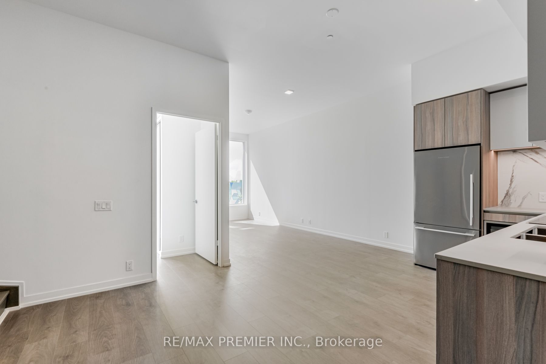 Unit 17 - 7 Buttermill Avenue, Vaughan 5