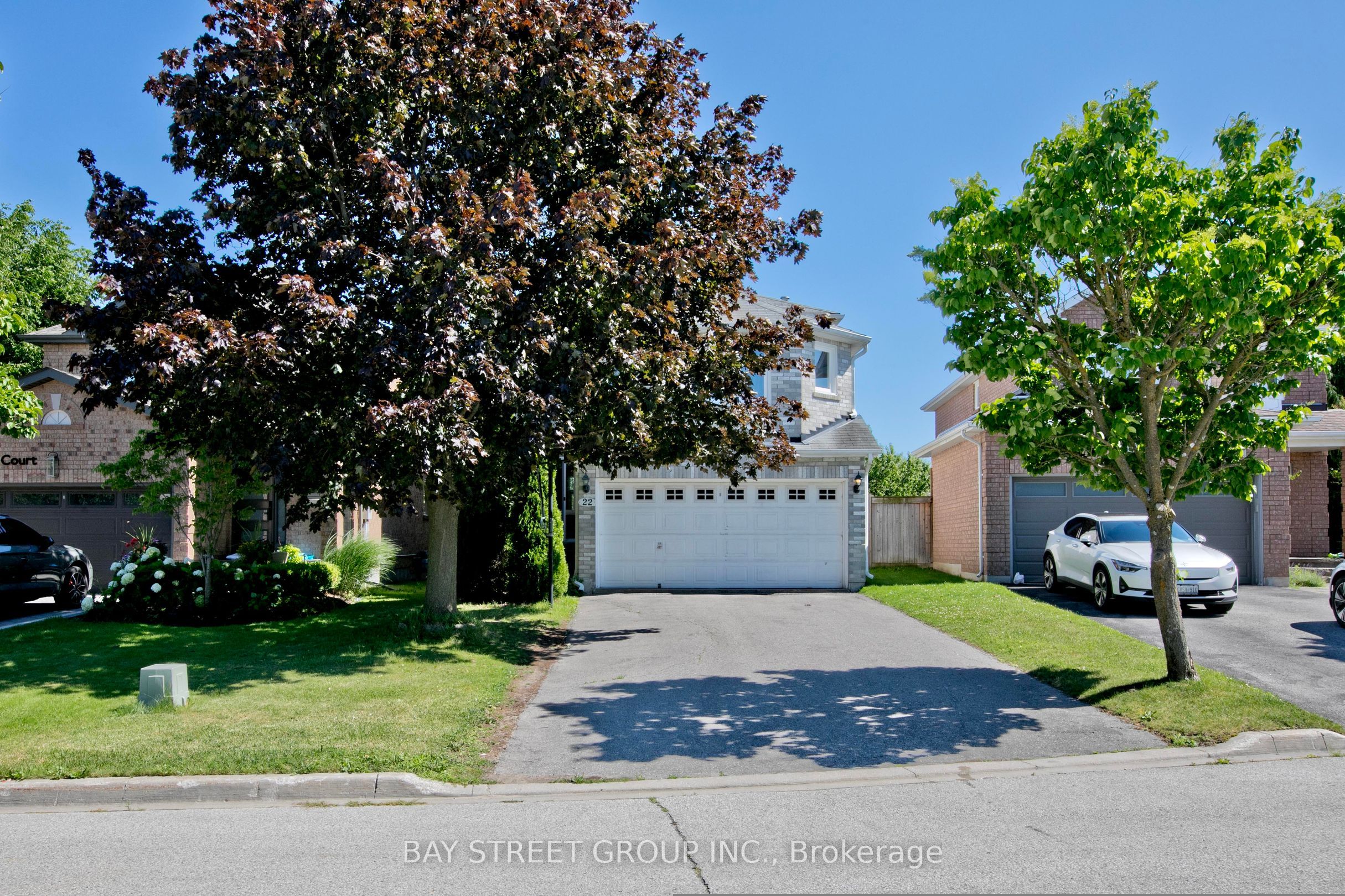 22 Taos Court, Richmond Hill 3