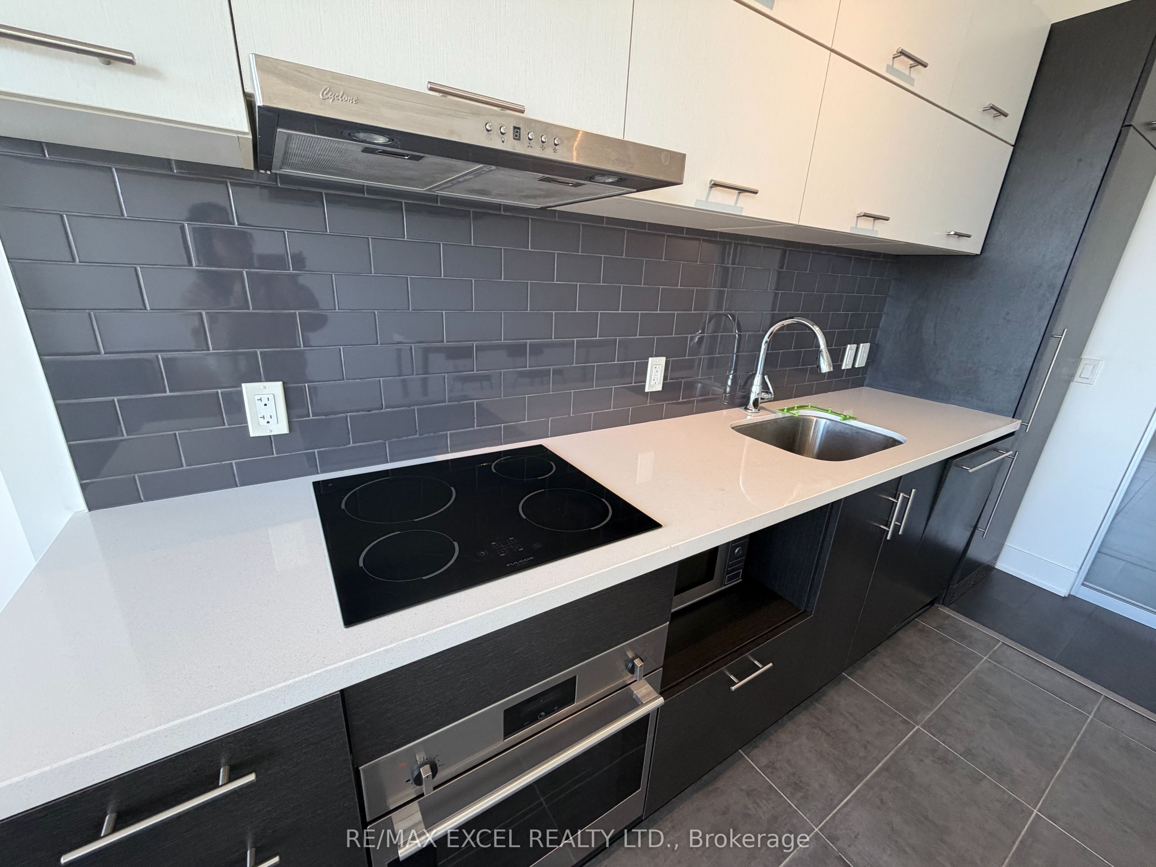 Unit 512 - 180 Enterprise Boulevard, Markham 5