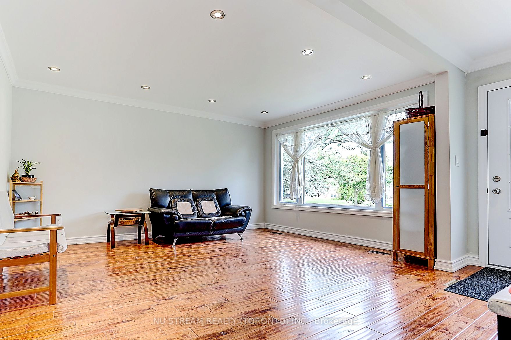 Unit Main - 432 Crosby Avenue, Richmond Hill 5