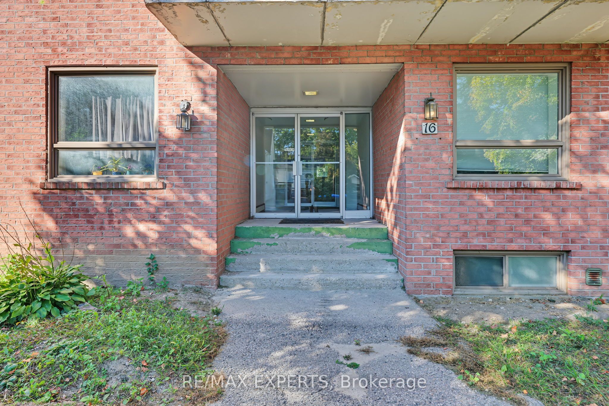 Unit 44 - 16 McDonald Street N, New Tecumseth 2