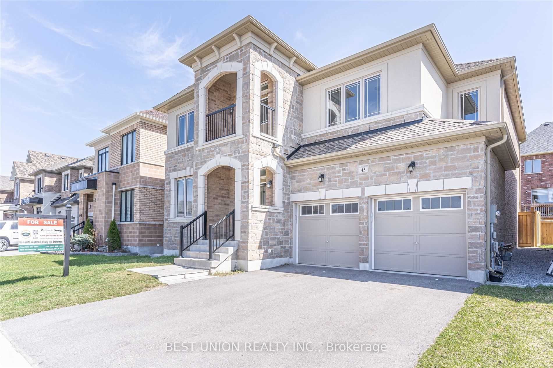 45 walter english Drive, East Gwillimbury 2