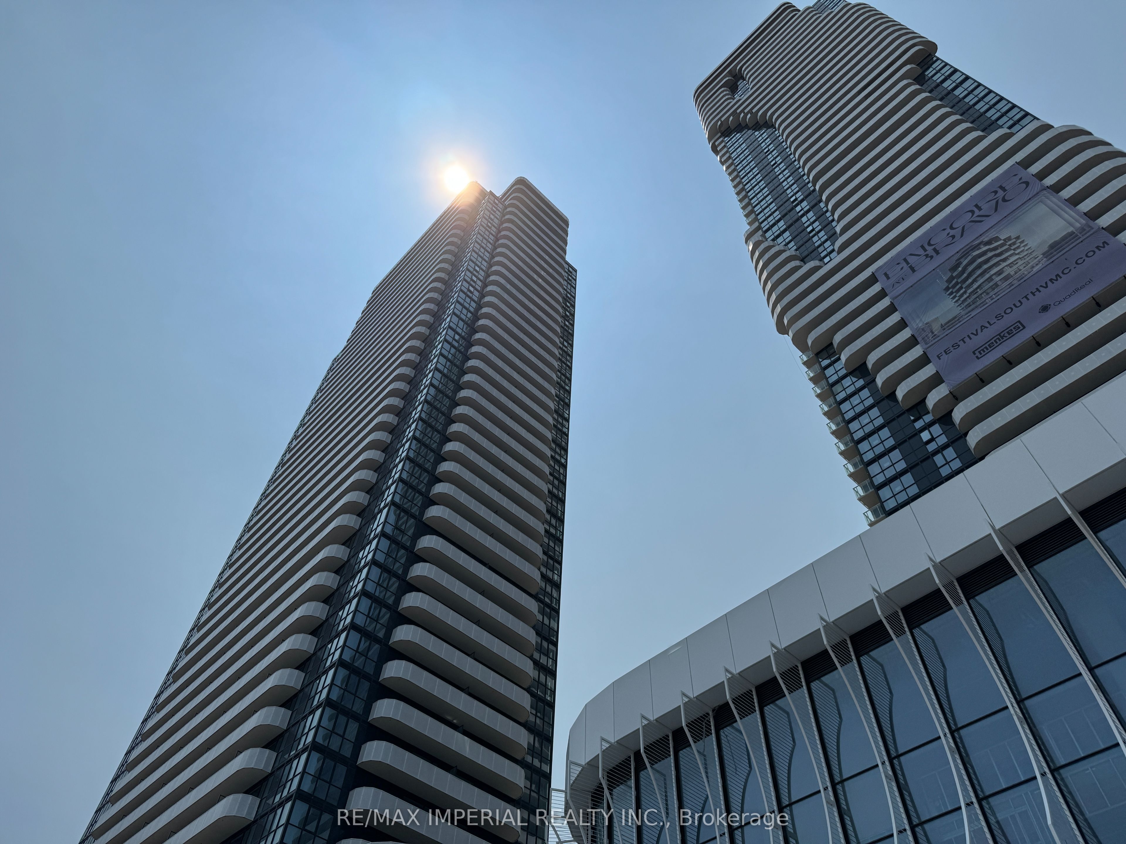 Unit 811 - 28 Interchange Way, Vaughan 2