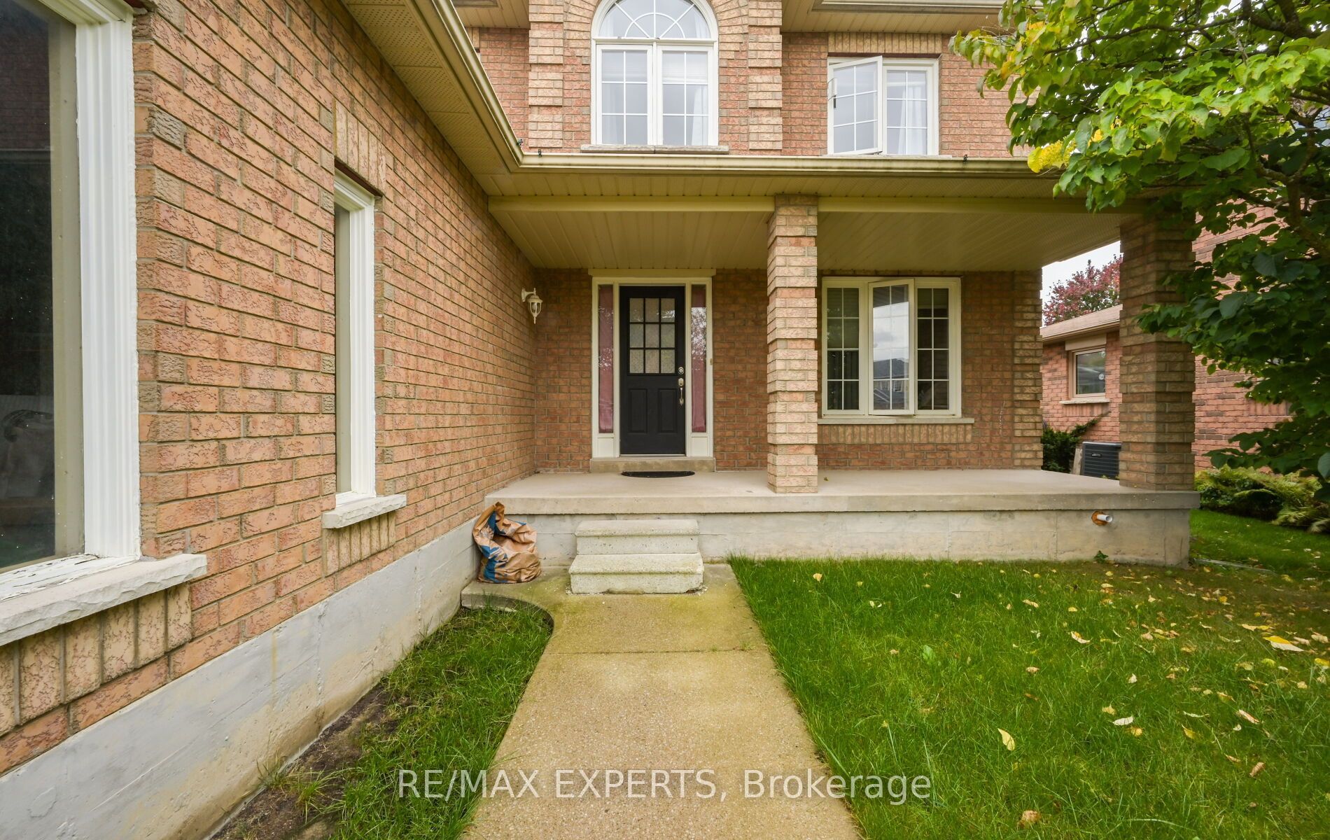 60 Darling Crescent, New Tecumseth 3