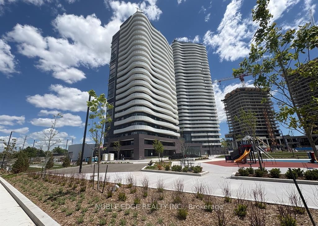 Unit 907 - 10 Flavelle Trail, Vaughan 2