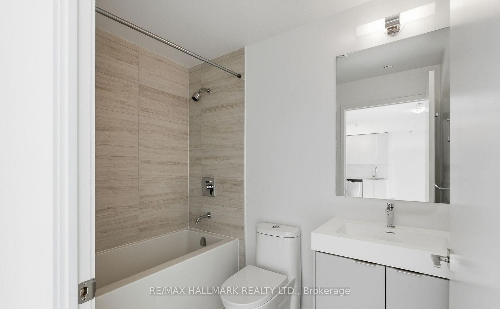 Unit 1719 - 10 Abeja Street, Vaughan 5