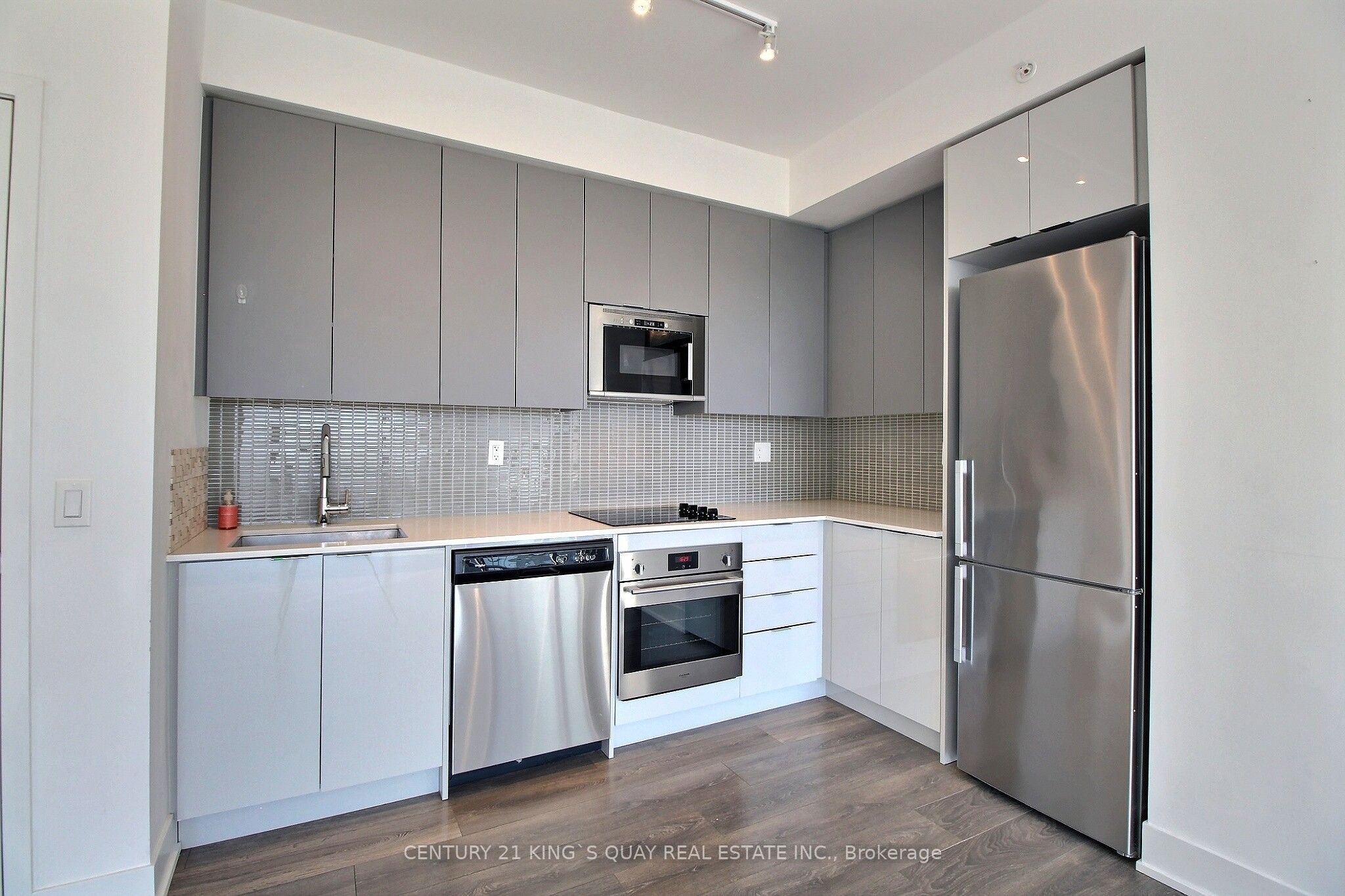 Unit 2502 - 2916 Highway 7, Vaughan 5