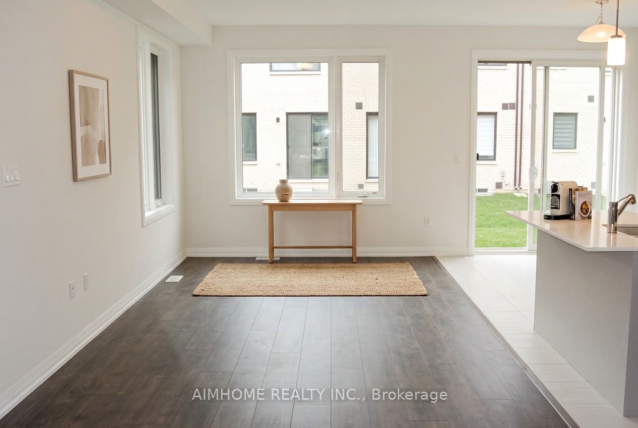 213 Hook Drive, Richmond Hill 3