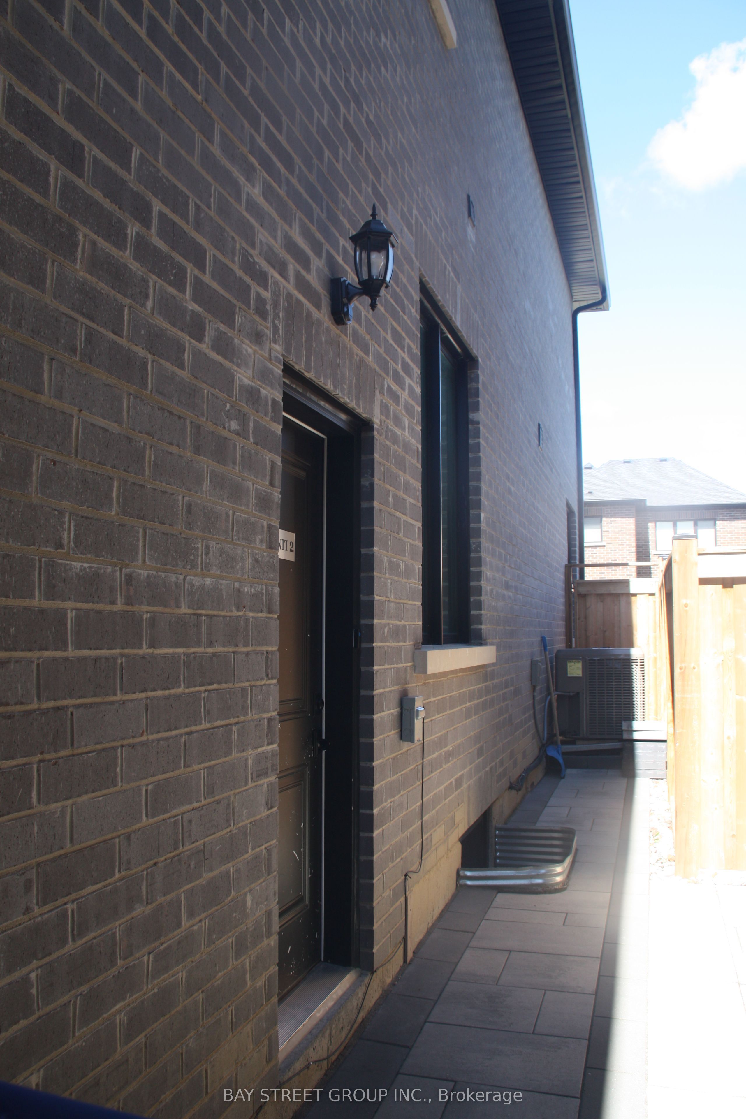 Unit UNIT 2 - 22 Deer Pass Road, East Gwillimbury 2
