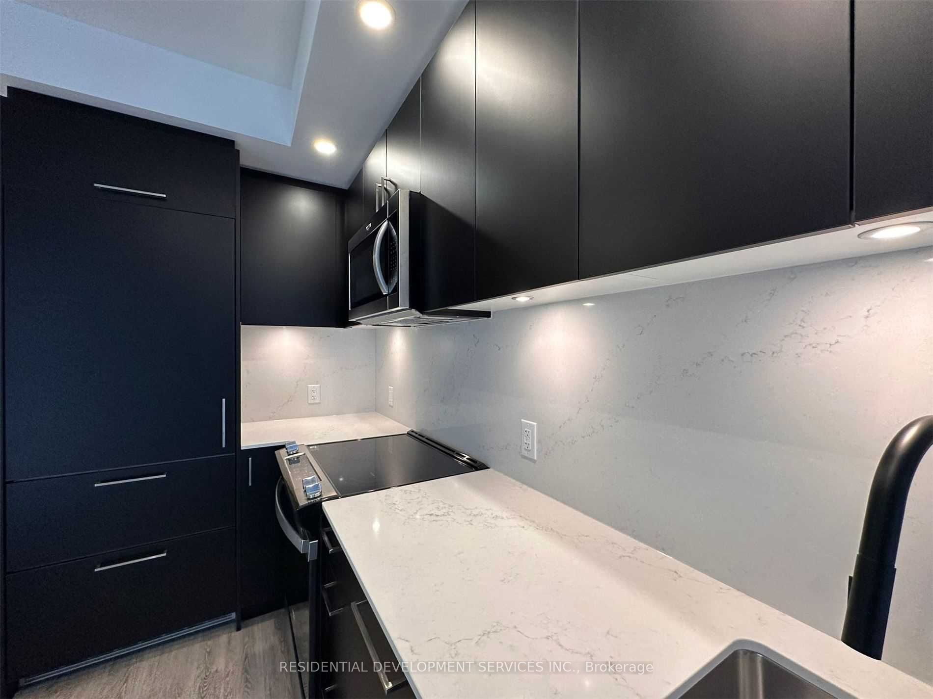 Unit 207W - 3 Rosewater Street, Richmond Hill 5