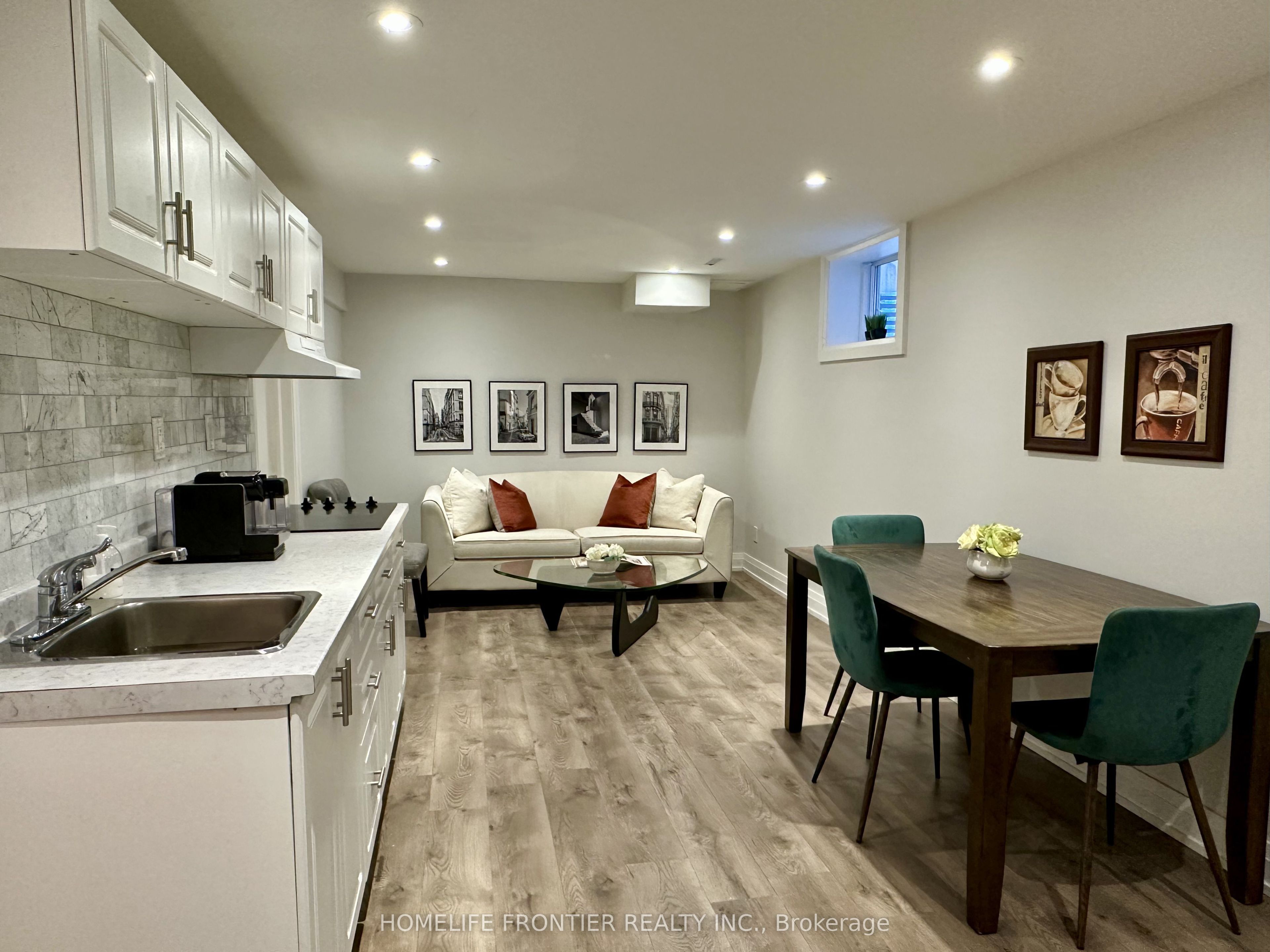 Unit Lower - 29 Constellation Crescent, Richmond Hill 4
