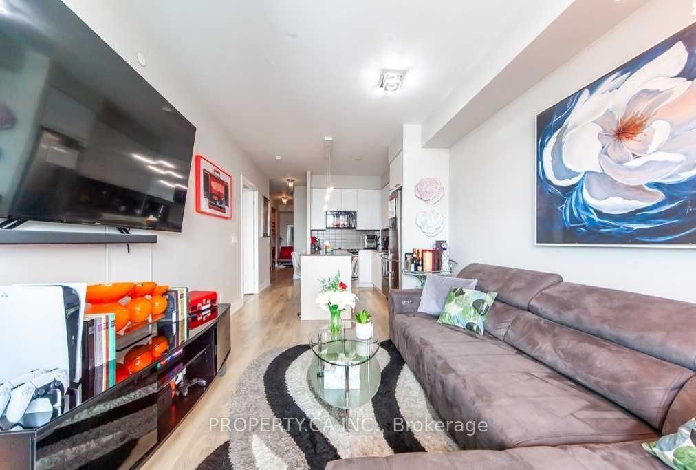 Unit 906 - 9471 Yonge Street, Richmond Hill 3