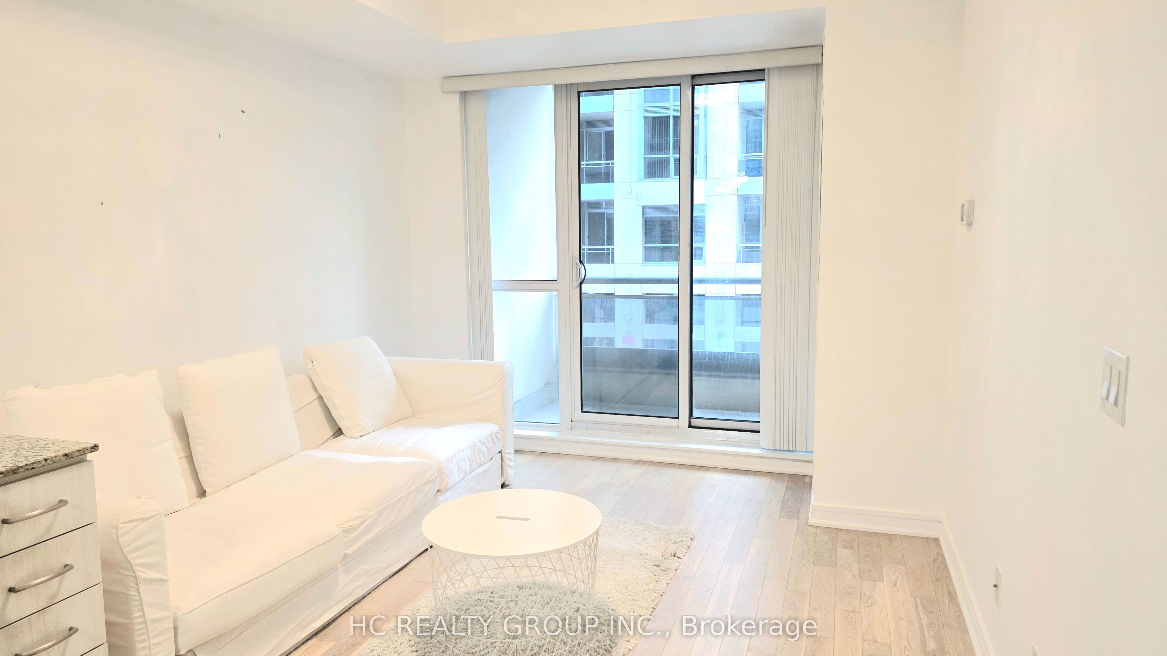 Unit 213 - 9191 Yonge Street, Richmond Hill 3