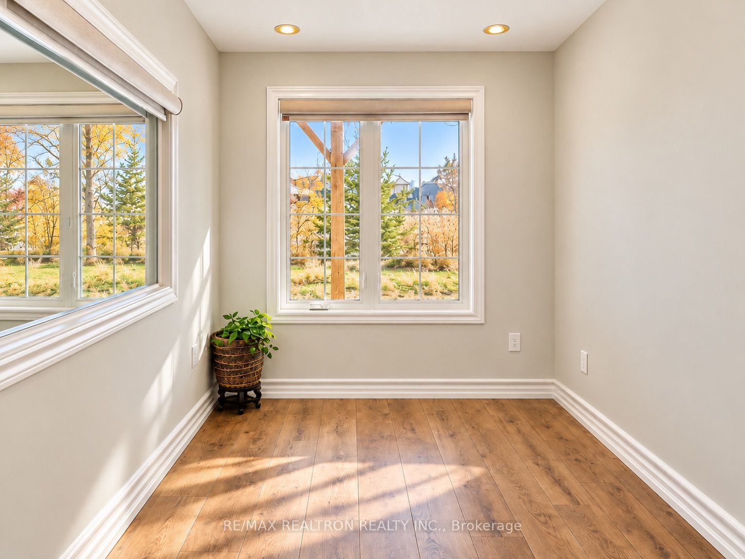 Unit Lower - 49 Roy Harper Avenue, Aurora 3