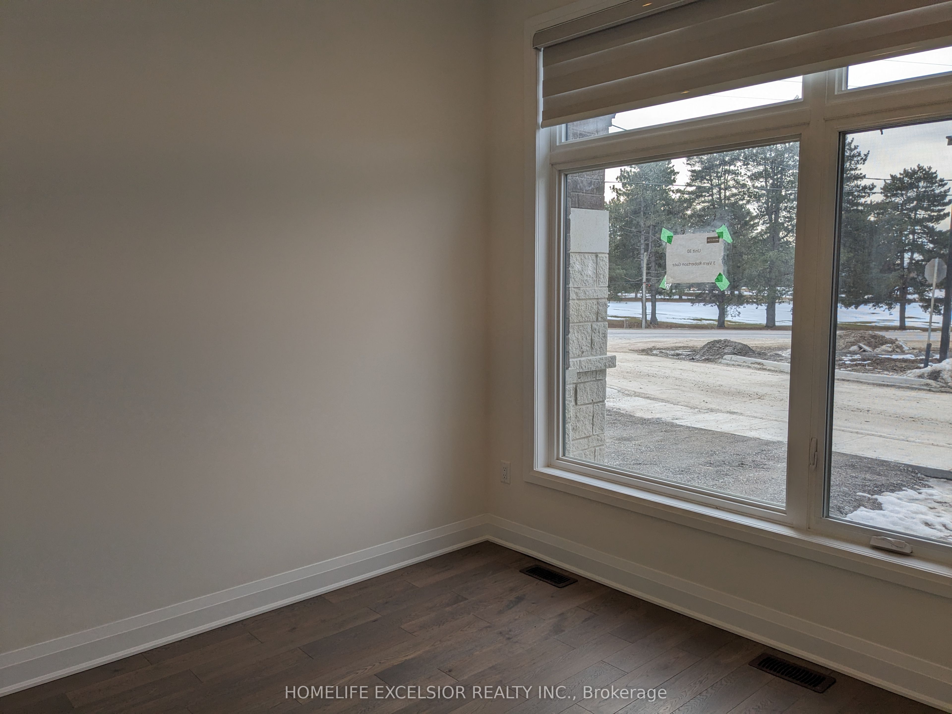 3 Vern Robertson Gate, Uxbridge, Ontario L9P0R9 Listing History