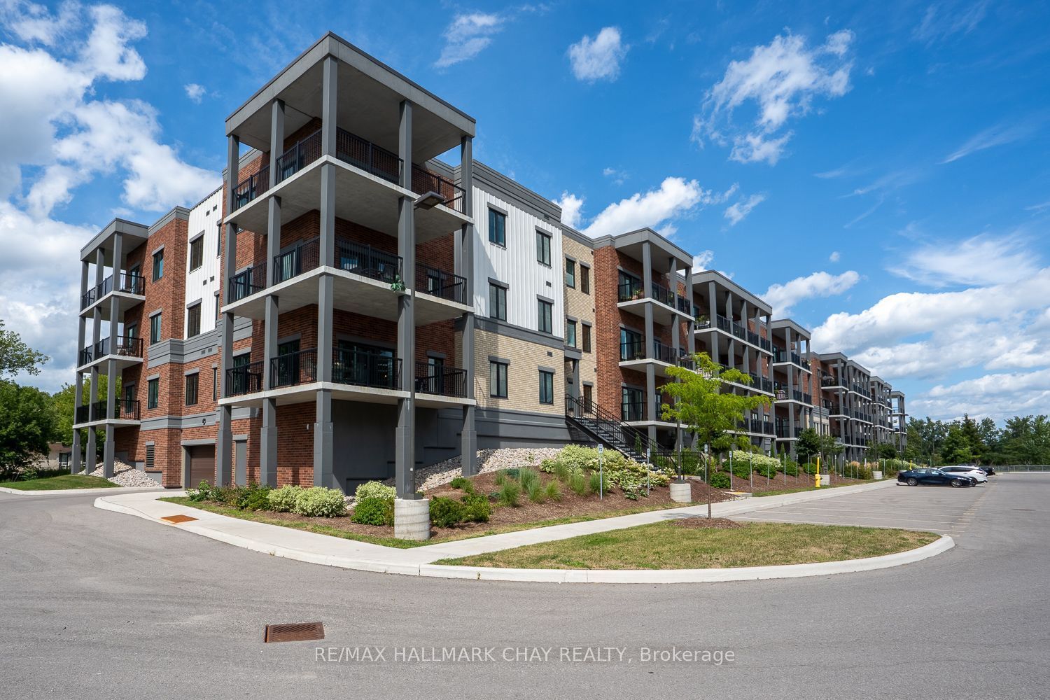 Unit 203 - 121 Mary Street, Clearview 2