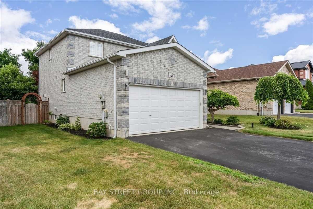 62 Summerset Drive, Barrie 2
