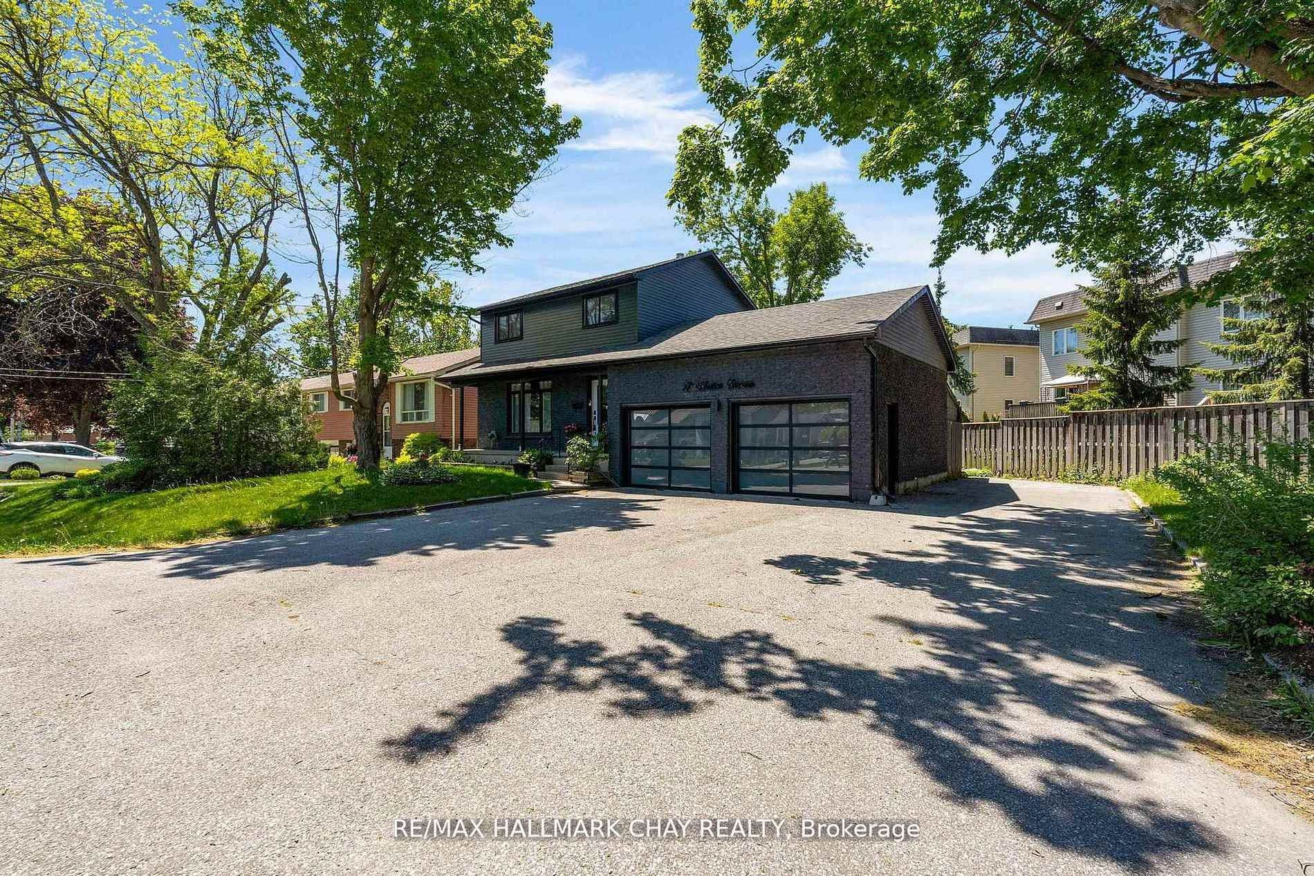 17 Walker Avenue, Orillia 2