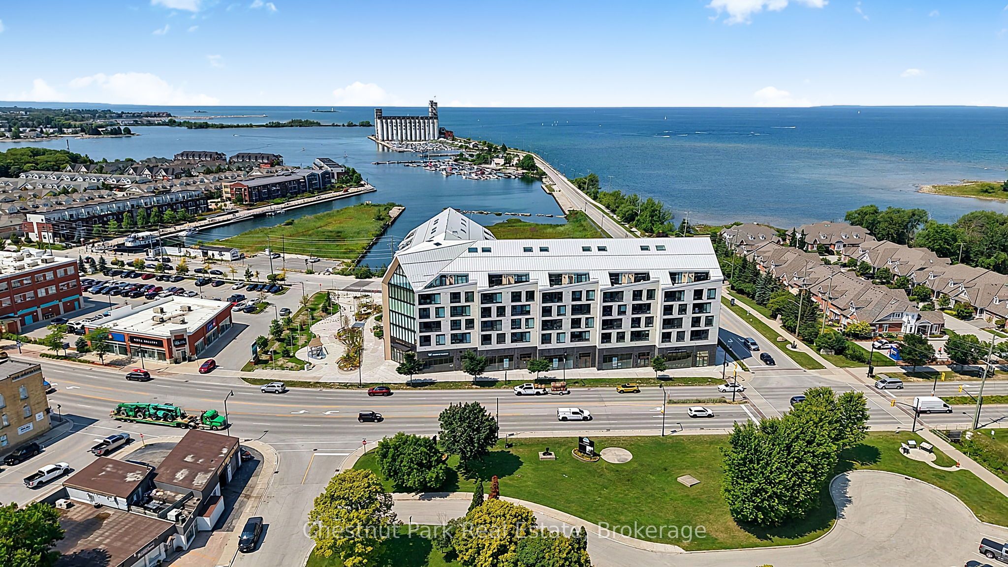 Unit 618 - 31 Huron Street, Collingwood 2