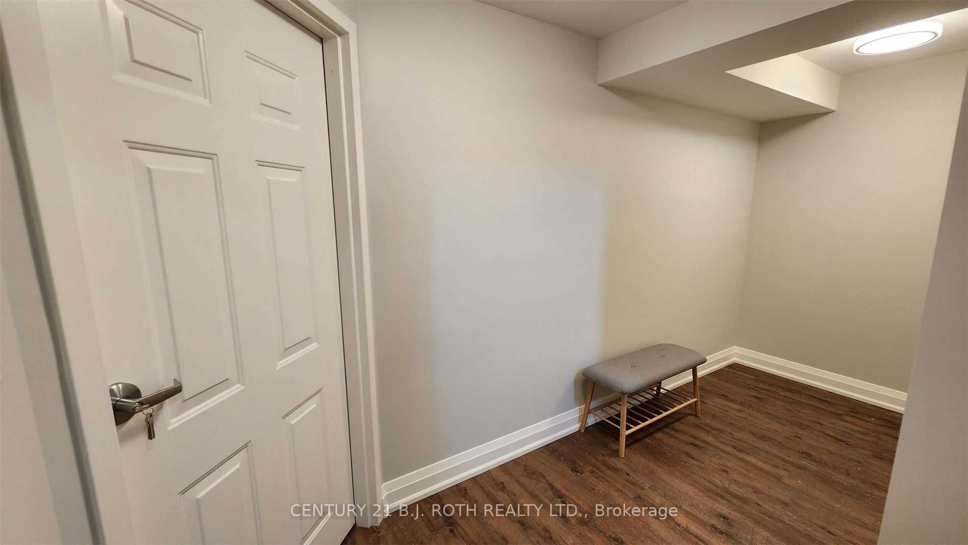 Unit Lower - 300 Cundles Road W, Barrie 2