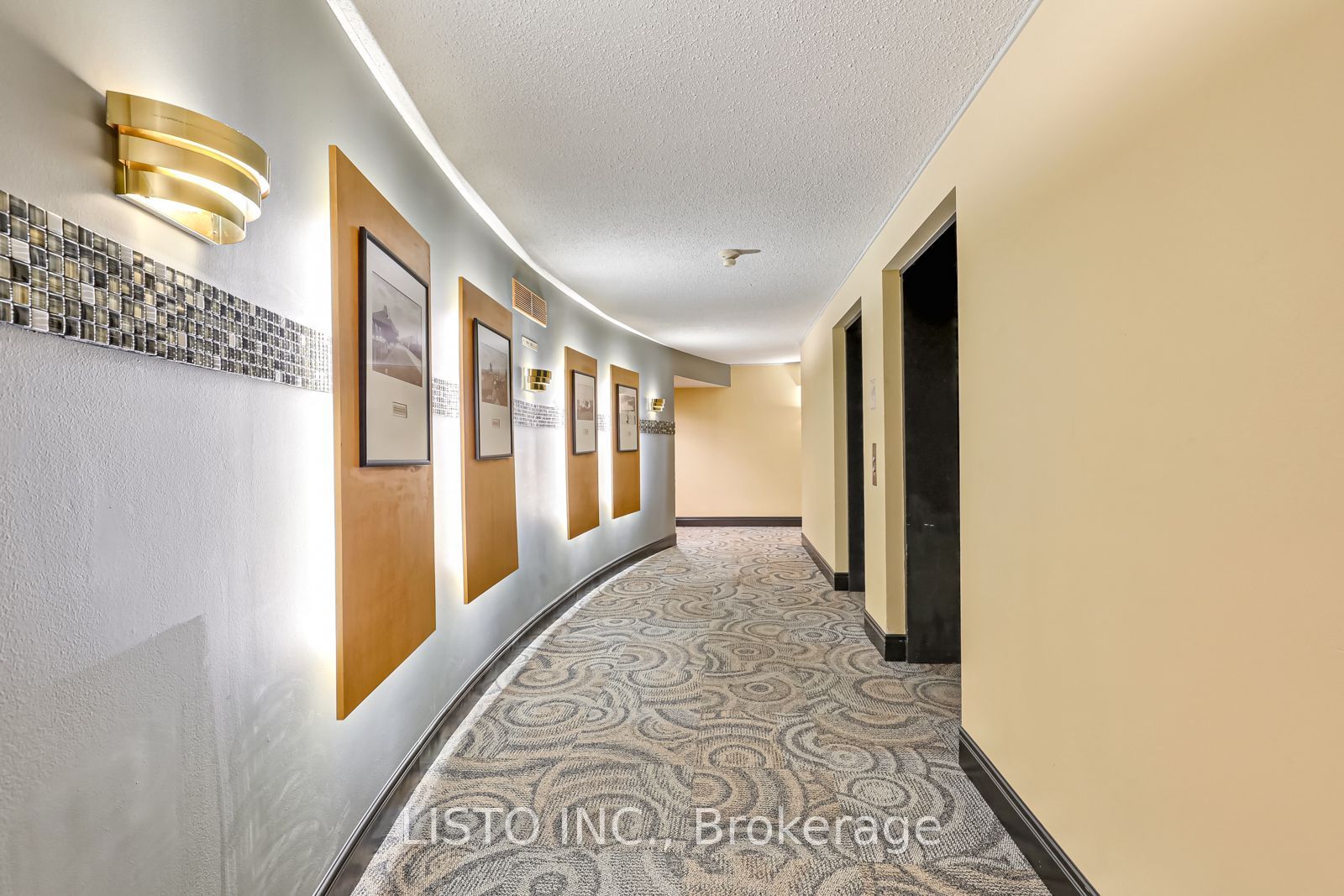Unit 905 - 24 Ramblings Way, Collingwood 5