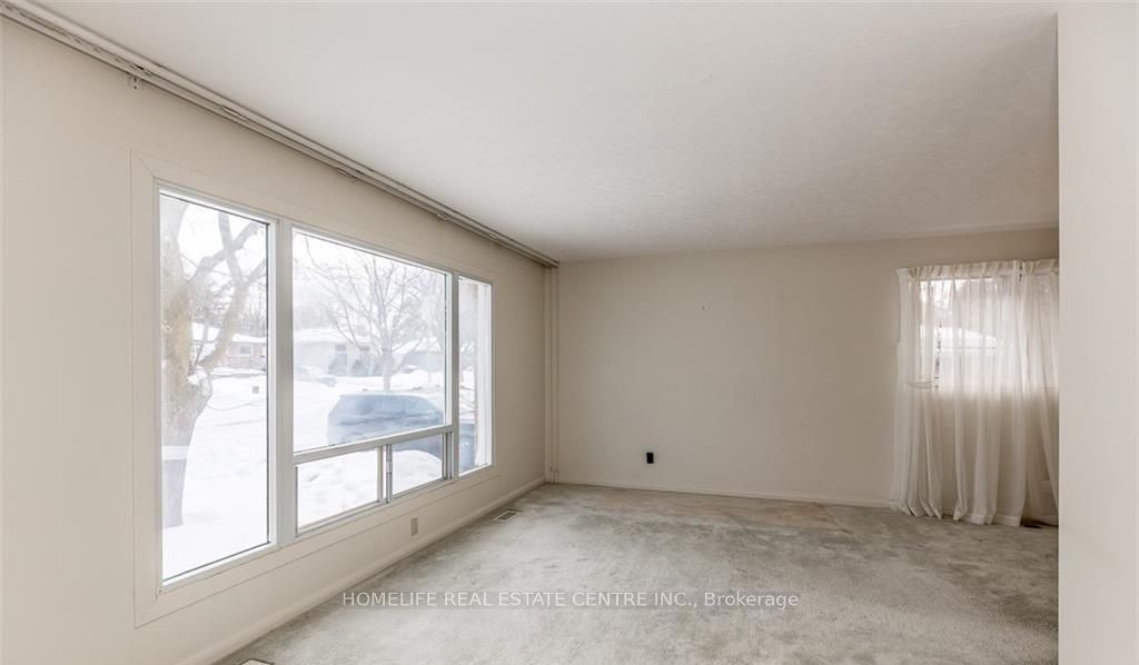 Unit upstairs - 28 Pratt Road, Barrie 5
