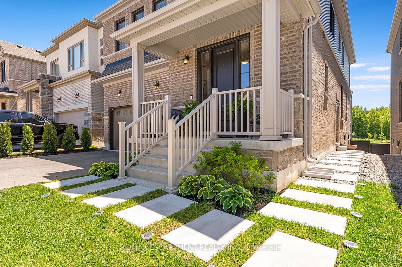 42 Shepherd Drive, Barrie 4