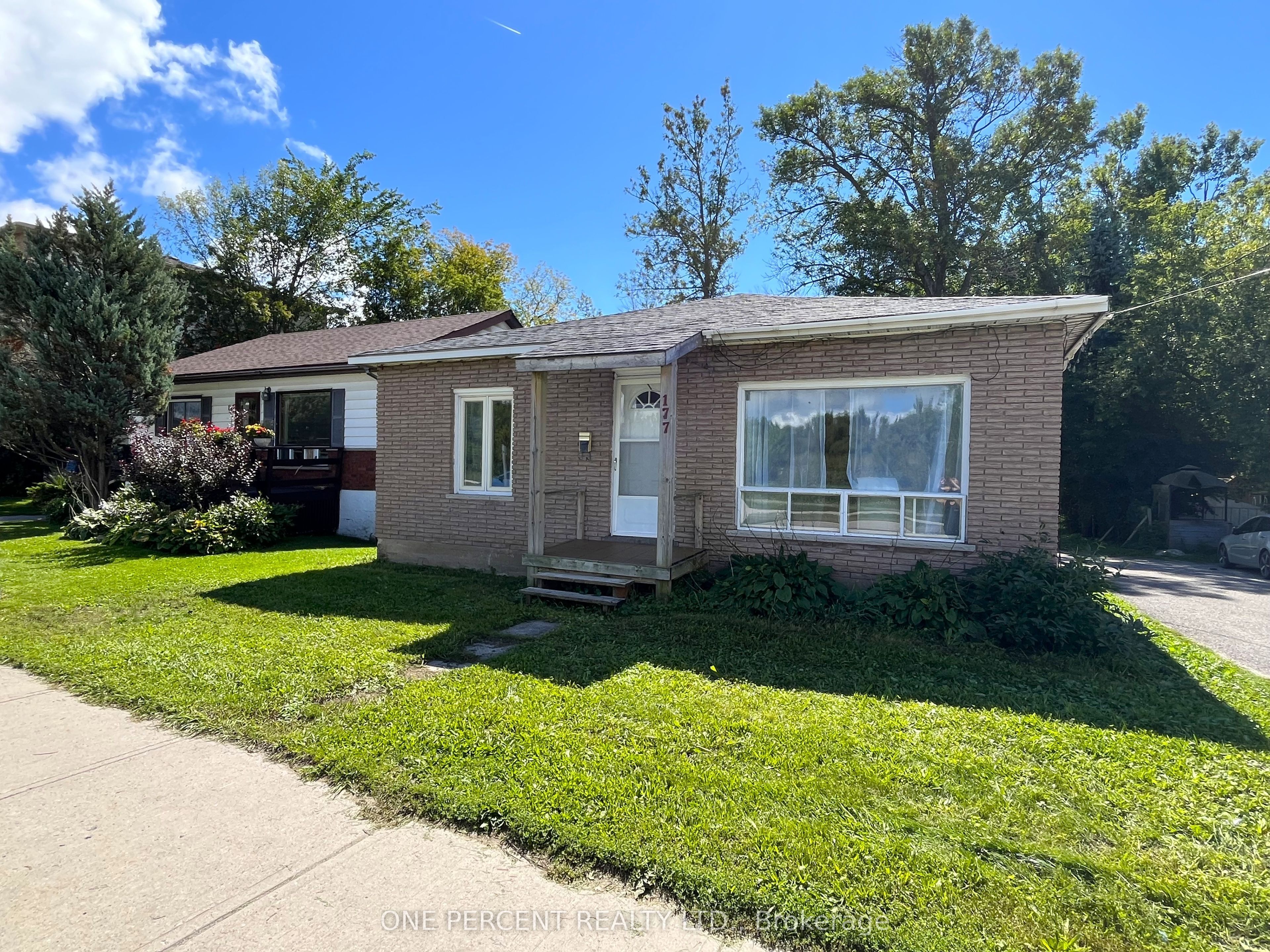 177 Atherley Road, Orillia 1