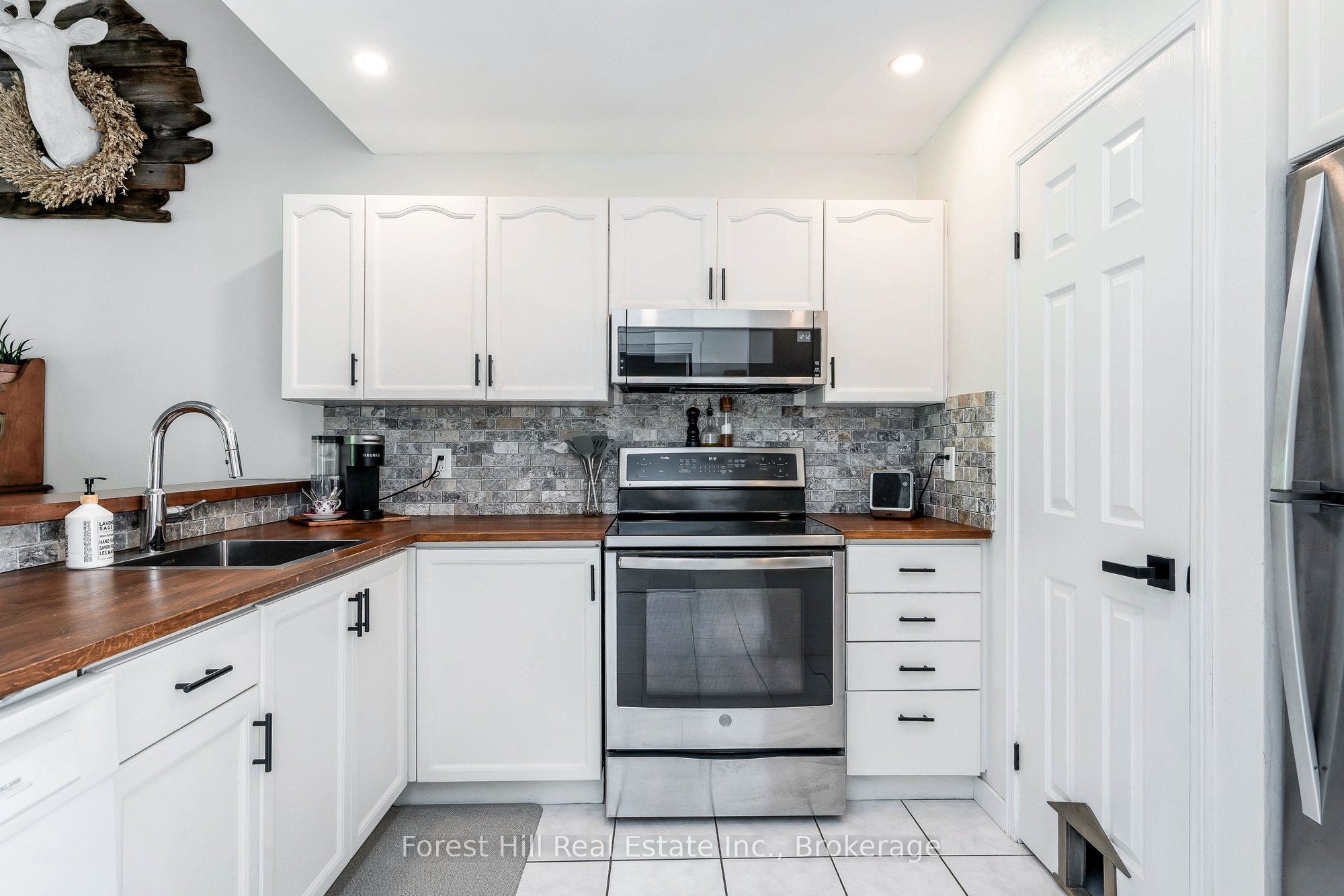 Unit 150 - 53 Trott Boulevard, Collingwood 5