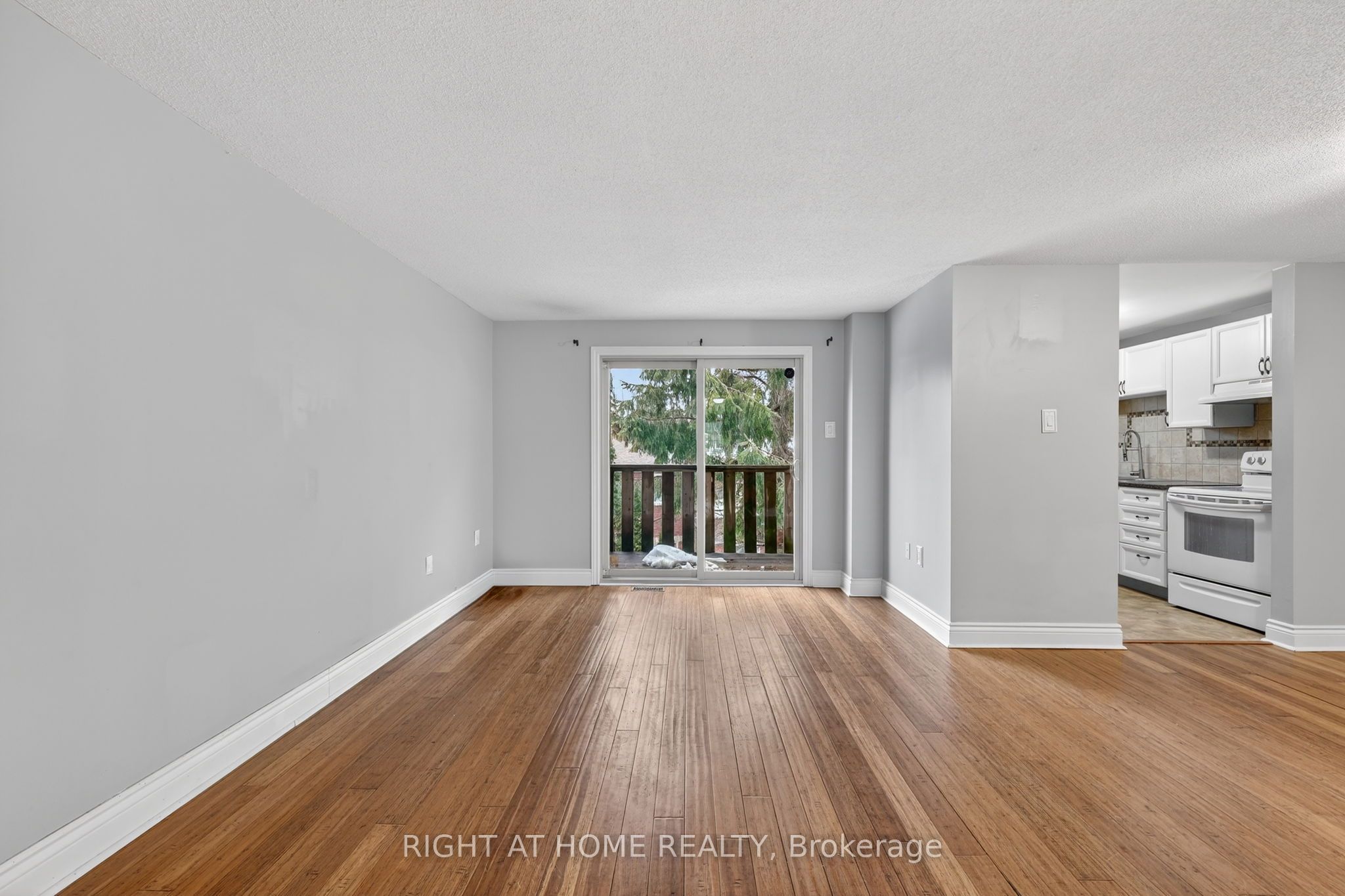 Unit 10 - 32 Sawmill Road, Barrie 4