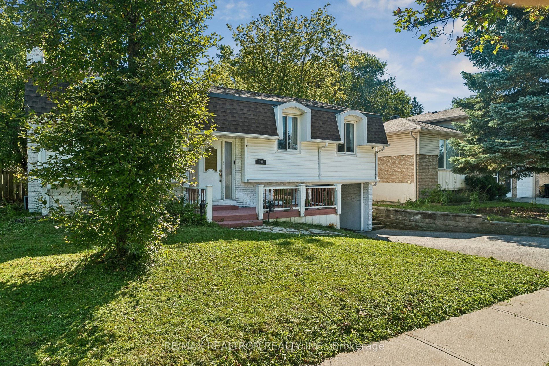 Unit Upper - 101 Marshall Street, Barrie 2