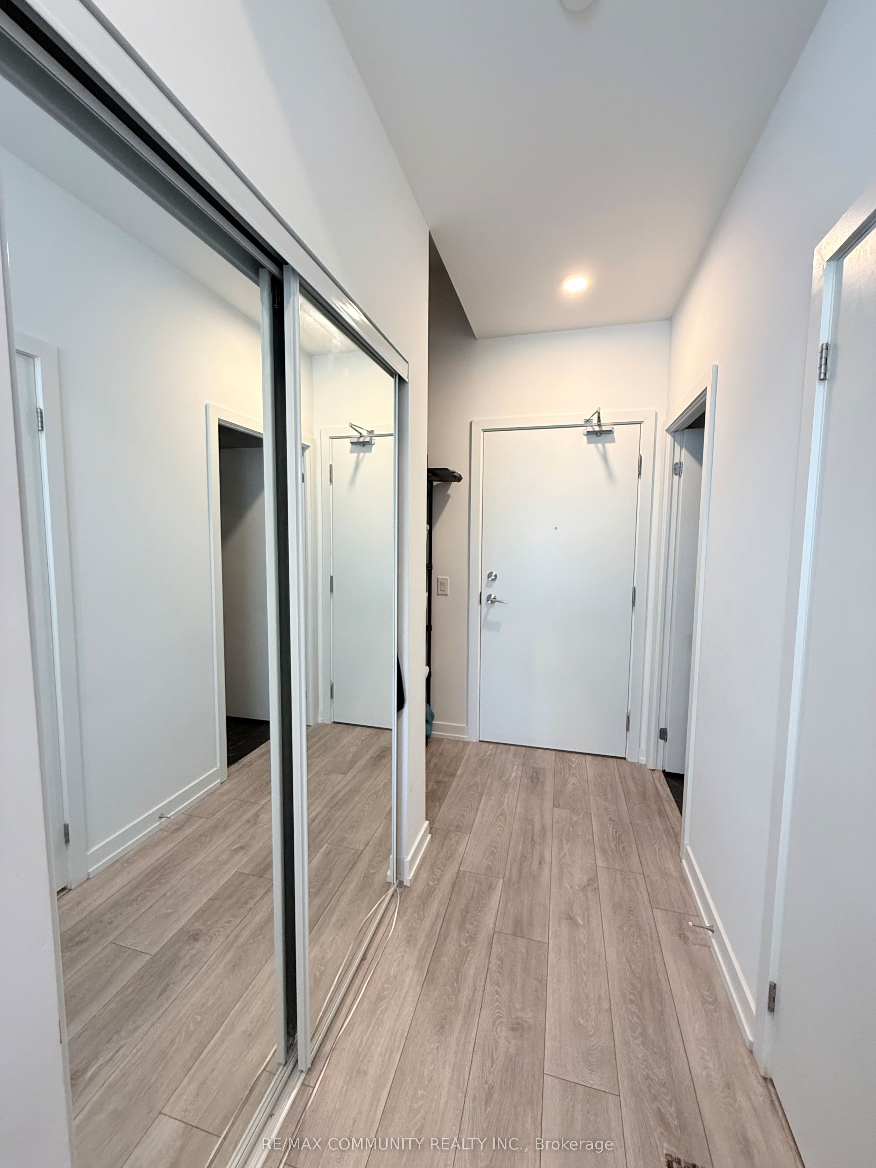 Unit 122 - 1100 Sheppard Avenue W, North York 5